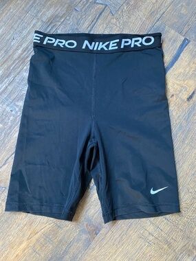 Nike Pro 365 7" Women's Compression Bike Shorts Black - Size S